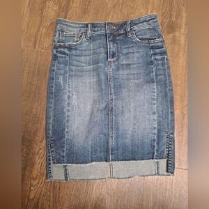 Women’s Kut from the kloth size 0 blue Jean denim Skirt